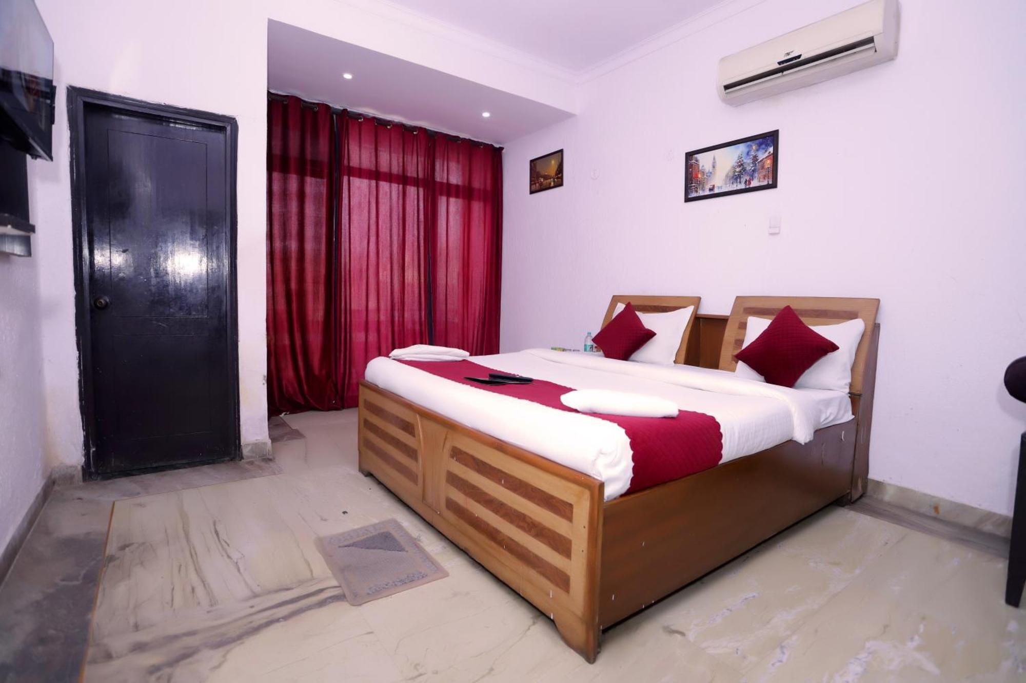 Hotel Warm Welcome - Noida Sector 51 Eksteriør billede